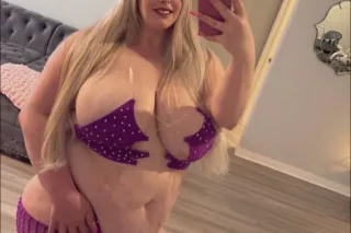 First Time Here. Blue Eyes & Big Tits 💋 Curvy Blonde Tight & Wet 💦 - Image 7